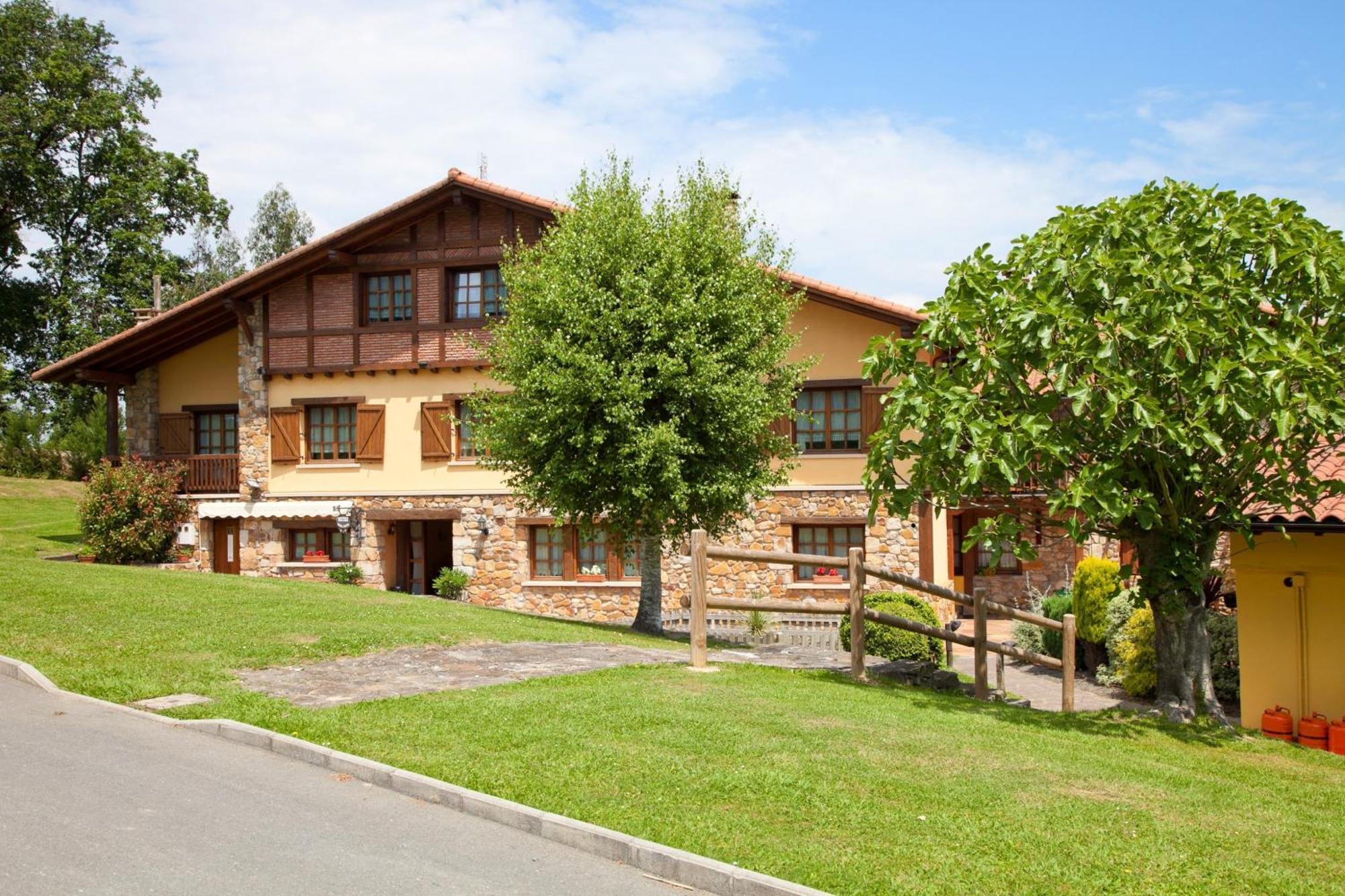 Hotel Matsa B&B Лесама Экстерьер фото